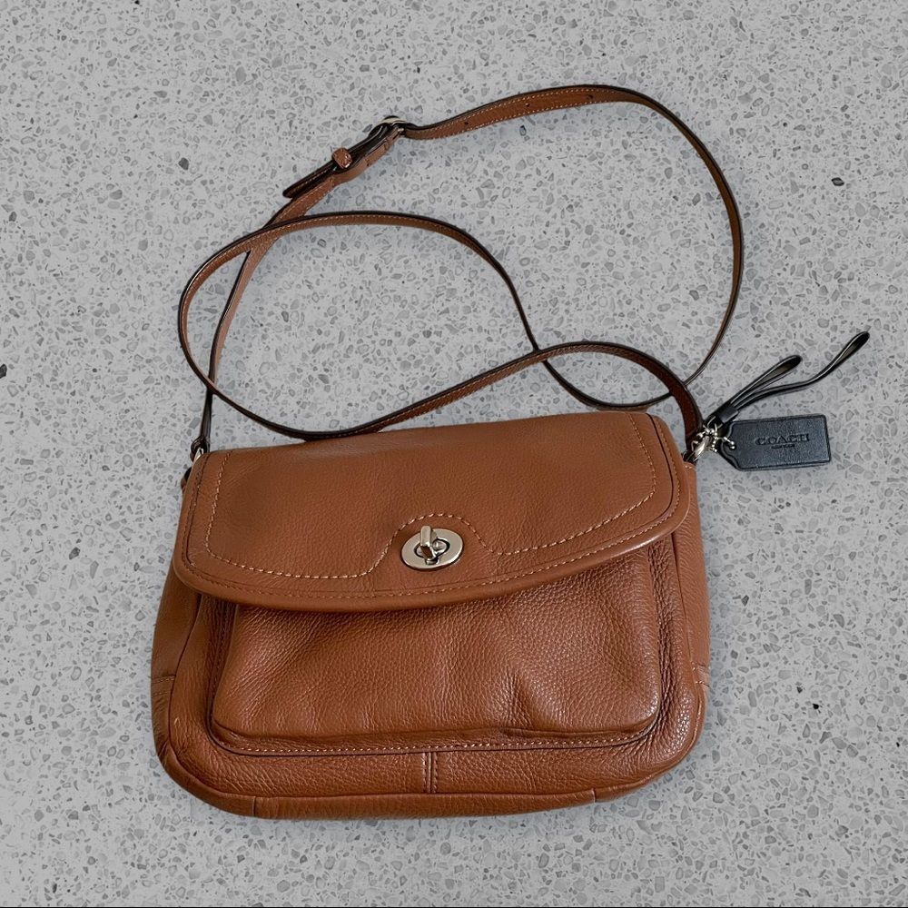 Coach crossbody women’s leather tan bag